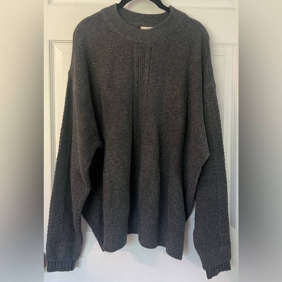 St. John's Bay Sweaters - Women's New With tags St. Johns Bay Charcoal Heather Knit Sweater